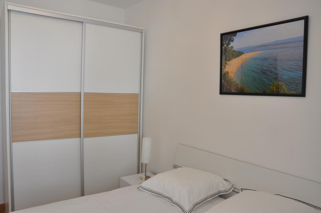 Jelena Apartments Бол Экстерьер фото