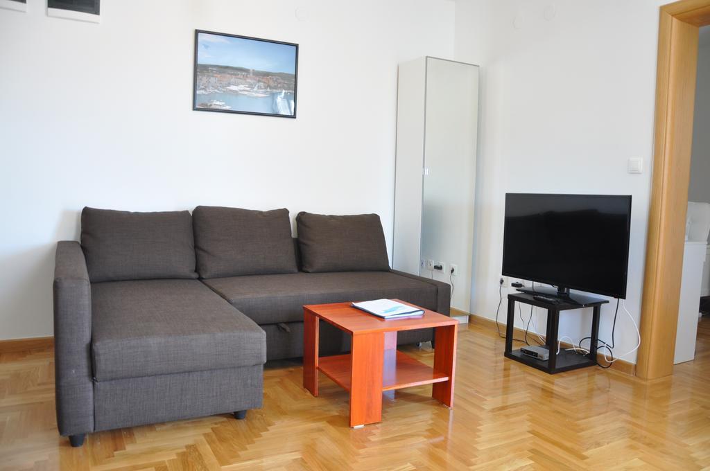 Jelena Apartments Бол Экстерьер фото